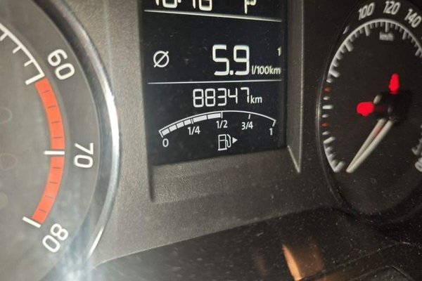 Skoda Rapid Spaceback 2016, 88300 км, за 4722 USD - фото 12