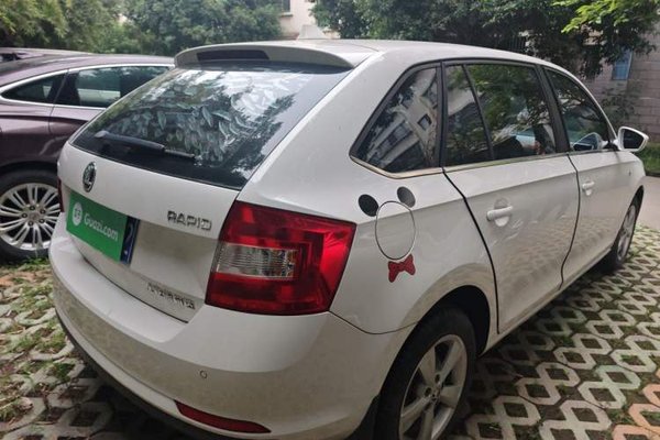 Skoda Rapid Spaceback 2016, 88300 км, за 4722 USD - фото 6
