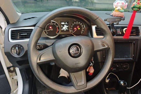Skoda Rapid Spaceback 2016, 88300 км, за 4722 USD - фото 10