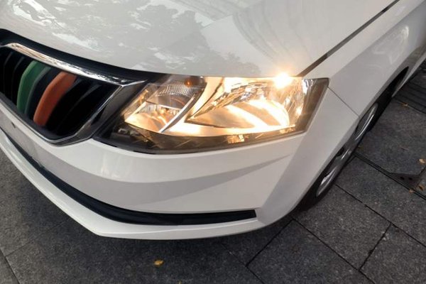 Skoda Rapid Spaceback 2019, 74000 км, за 7375 USD - фото 9