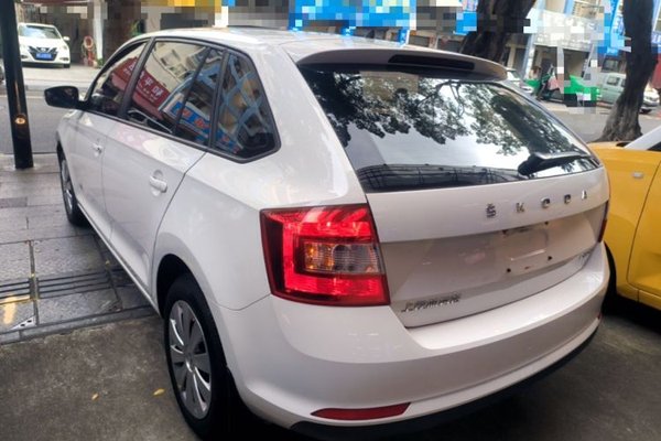 Skoda Rapid Spaceback 2019, 74000 км, за 7375 USD