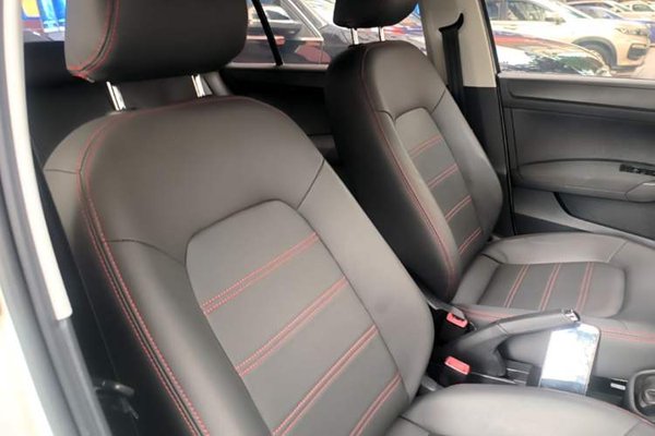 Skoda Rapid Spaceback 2019, 74000 км, за 7375 USD - фото 28