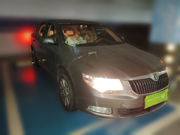 Skoda Superb 2009, 114400 км, за 3065 USD