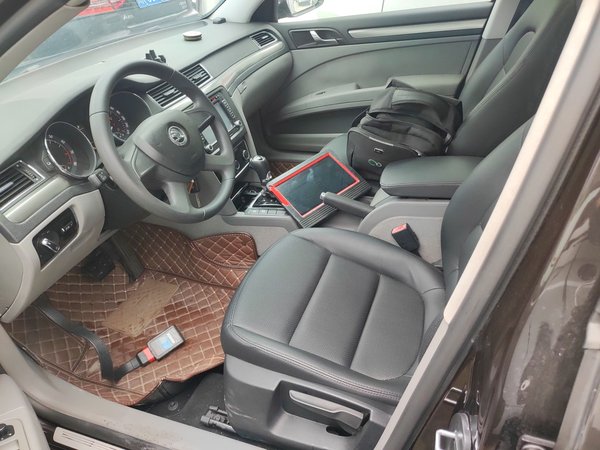 Skoda Superb 2013, 126400 км, за 5644 USD - фото 14