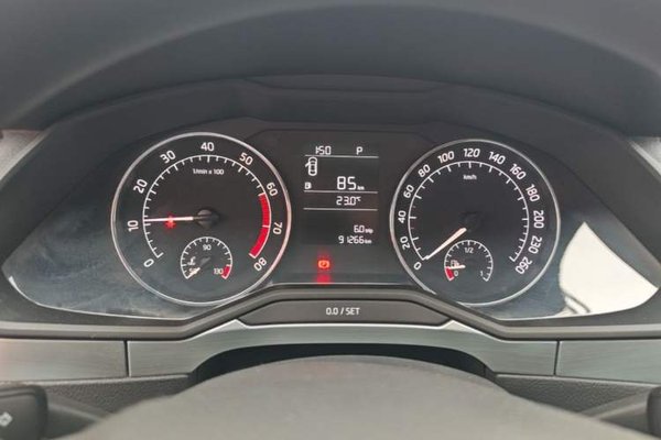 Skoda Superb 2013, 91300 км, за 7189 USD - фото 15