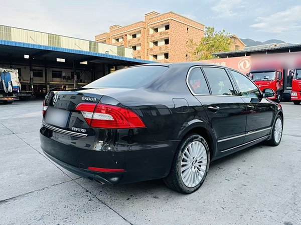 Skoda Superb 2013, 127400 км, за 5814 USD - фото 6