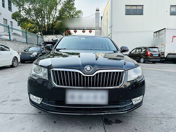Skoda Superb 2013 2.0 TSI DSG Luxury Edition, 2013 года