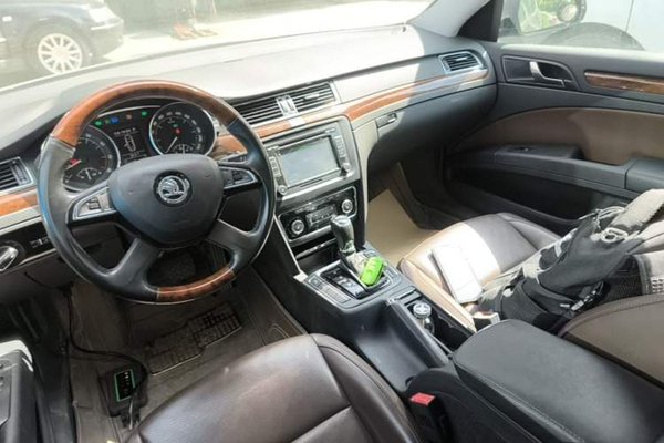Skoda Superb 2013, 151200 км, за 6330 USD - фото 16