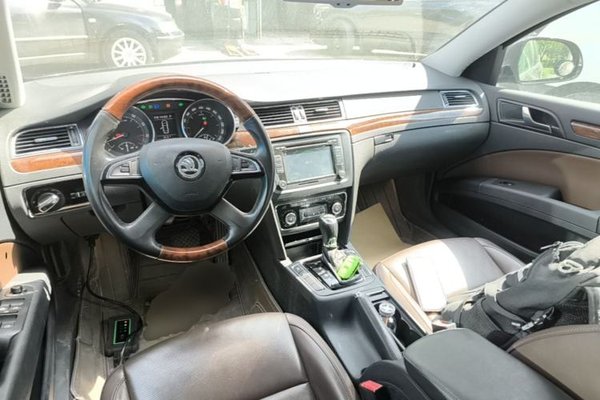 Skoda Superb 2013, 151200 км, за 6330 USD - фото 13