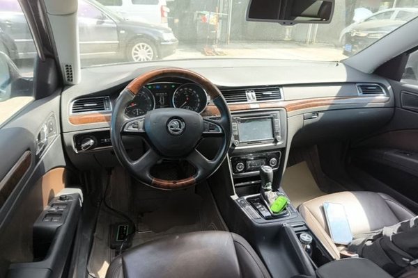 Skoda Superb 2013, 151200 км, за 6330 USD - фото 14