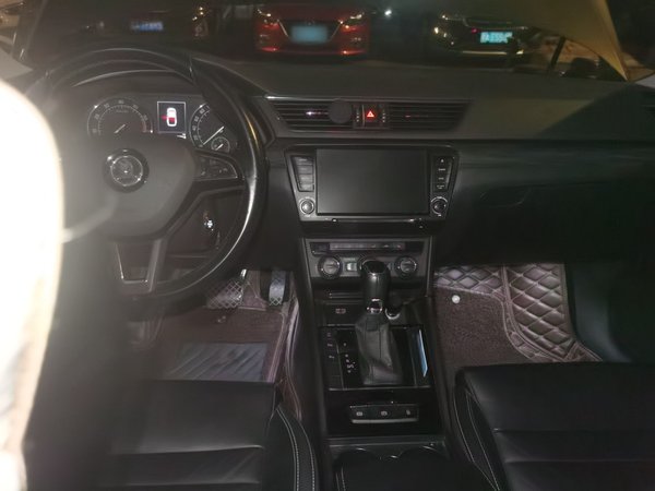 Skoda Superb 2016, 119100 км, за 6501 USD - фото 10