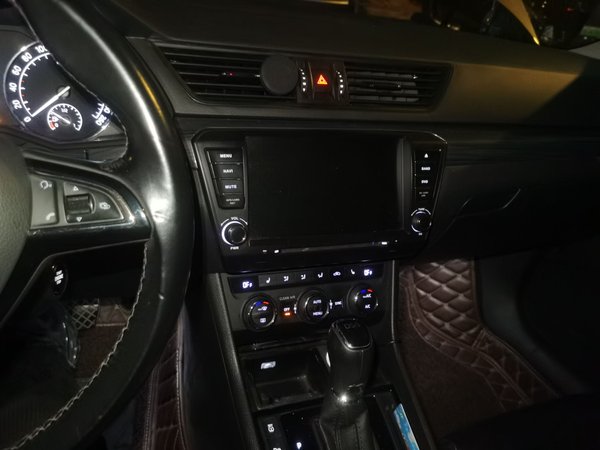 Skoda Superb 2016, 119100 км, за 6501 USD - фото 14