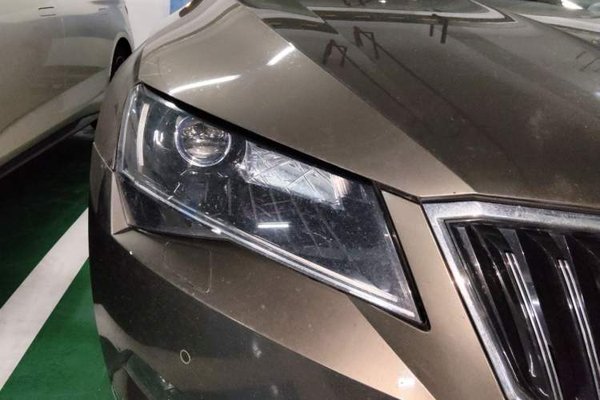 Skoda Superb 2016, 127200 км, за 6701 USD - фото 7