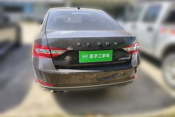 Skoda Superb 2018, 154300 км, за 7805 USD - фото 6