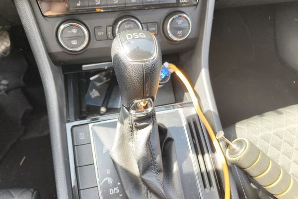 Skoda Superb 2018, 154300 км, за 7805 USD - фото 14