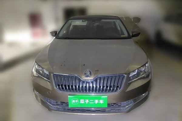 Skoda Superb 2018, 119100 км, за 6007 USD