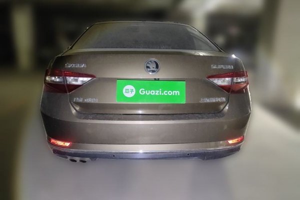 Skoda Superb 2018, 119100 км, за 6007 USD