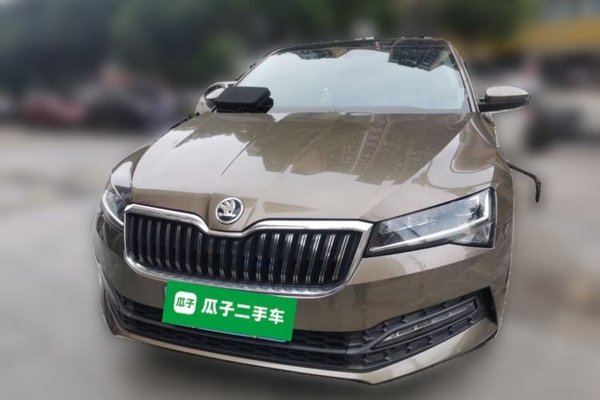Skoda Superb 2019, 47600 км, за 8320 USD
