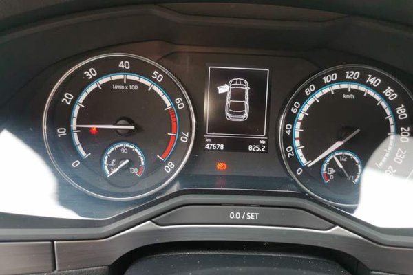 Skoda Superb 2019, 47600 км, за 8320 USD - фото 11