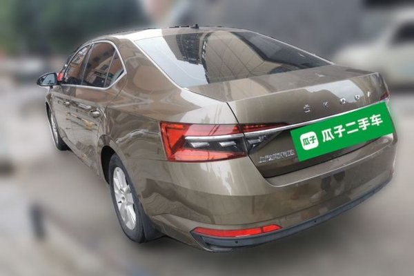 Skoda Superb 2019, 47600 км, за 8320 USD