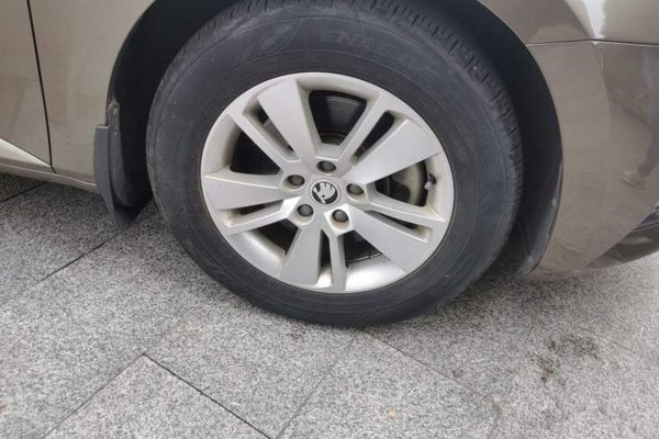 Skoda Superb 2019, 47600 км, за 8320 USD - фото 8