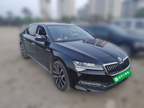 Skoda Superb 2024, 18500 км, за 15090 USD