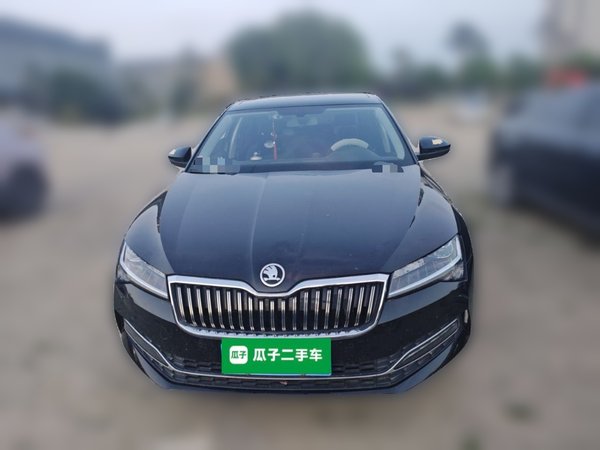Skoda Superb 2024, 18500 км, за 15090 USD