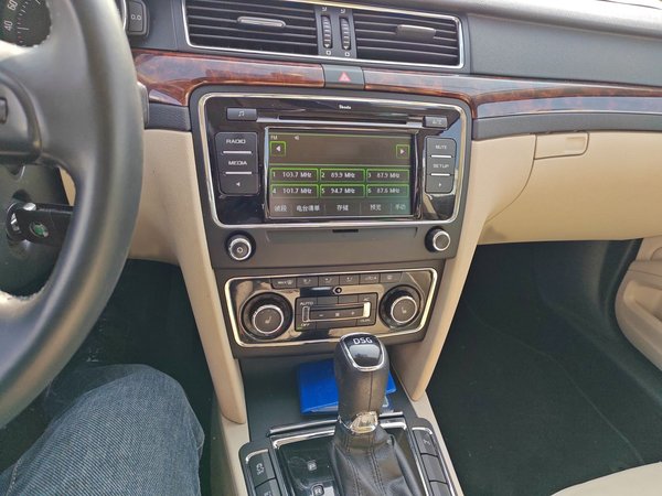 Skoda Superb Combi 2014, 101500 км, за 7998 USD - фото 12