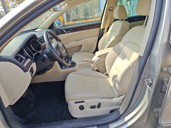 Skoda Superb Combi 2014, 101500 км, за 7998 USD - фото 14