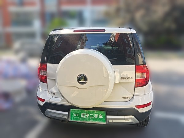 Skoda Yeti 2014, 146400 км, за 5944 USD