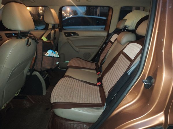 Skoda Yeti 2014, 144700 км, за 5594 USD - фото 17