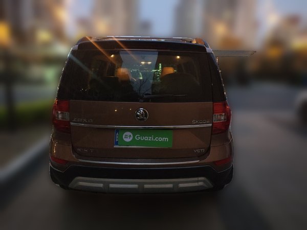 Skoda Yeti 2014, 144700 км, за 5594 USD - фото 7