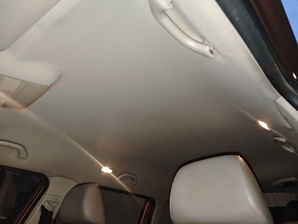 Skoda Yeti 2014, 144700 км, за 5594 USD - фото 9