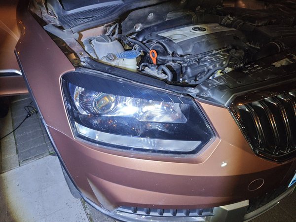 Skoda Yeti 2014, 144700 км, за 5594 USD - фото 6