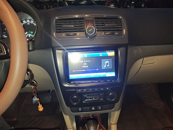 Skoda Yeti 2014, 144700 км, за 5594 USD - фото 13