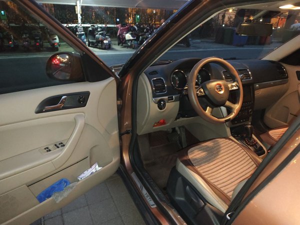 Skoda Yeti 2014, 144700 км, за 5594 USD - фото 20