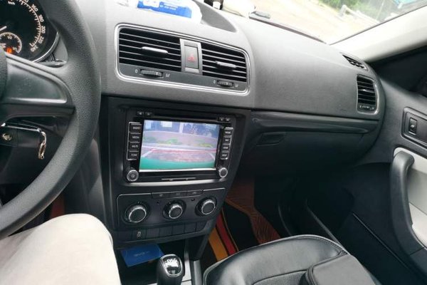 Skoda Yeti 2017, 63800 км, за 6479 USD - фото 13