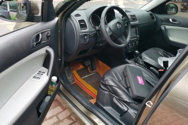Skoda Yeti 2017, 63800 км, за 6479 USD - фото 16