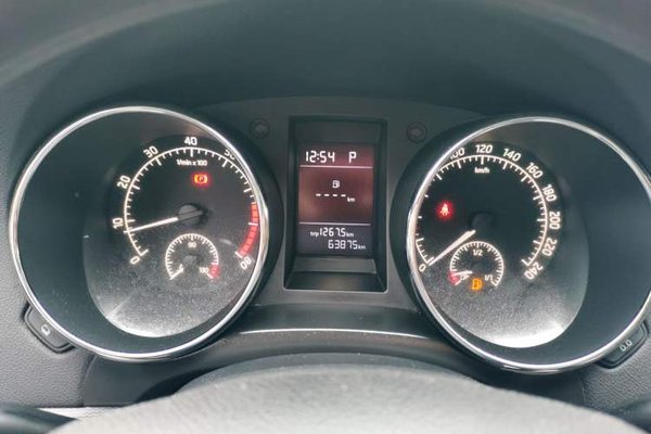 Skoda Yeti 2017, 63800 км, за 6479 USD - фото 11
