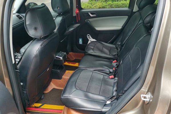 Skoda Yeti 2017, 63800 км, за 6479 USD - фото 17
