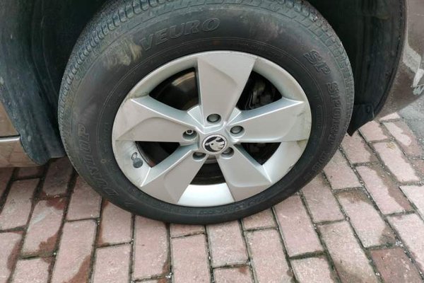 Skoda Yeti 2017, 63800 км, за 6479 USD - фото 8