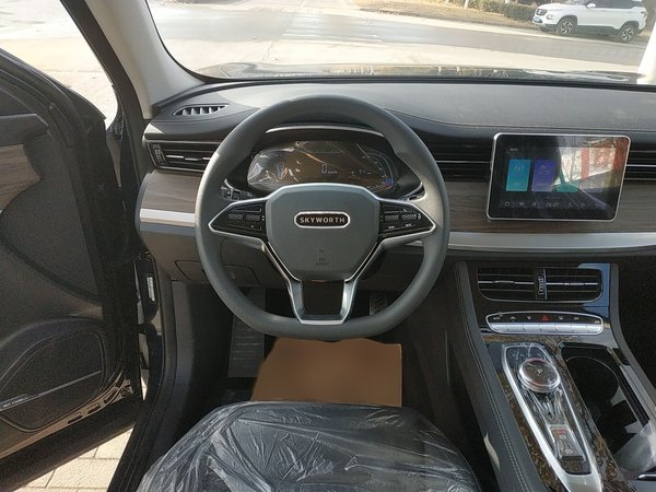 Skyworth EV6 2024 410 Travel Edition, 2024 года