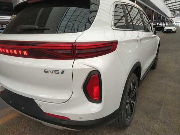 Skyworth EV6 2024, 23800 км, за 12764 USD - фото 26