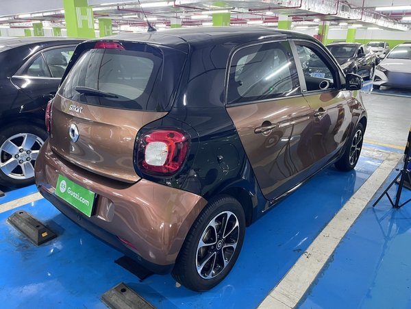 Smart Forfour 2016, 90200 км, за 6671 USD