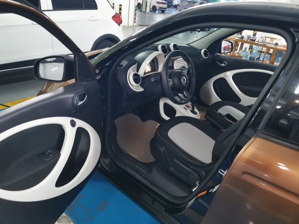 Smart Forfour 2016, 90200 км, за 6671 USD - фото 19