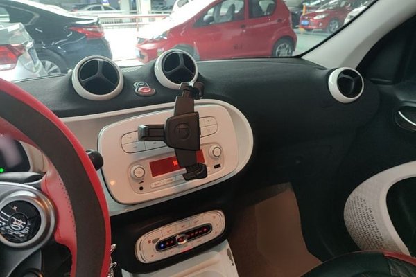 smart forfour 2018, 64900 км, за 8323 USD - фото 13
