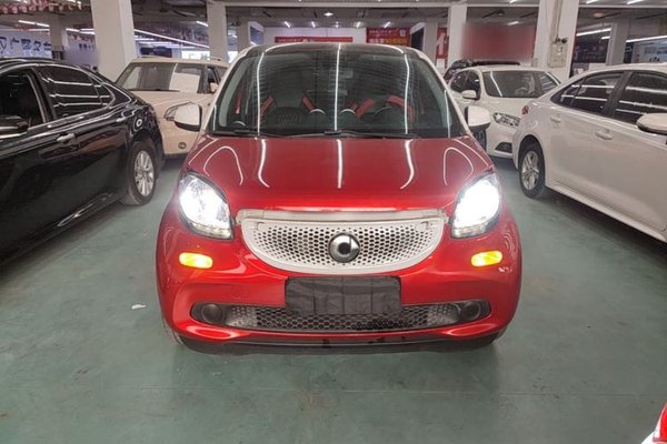 smart forfour 2018, 64900 км, за 8323 USD