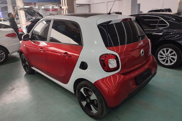 smart forfour 2018, 64900 км, за 8323 USD