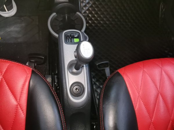 smart fortwo 2012, 63700 км, за 6199 USD - фото 16