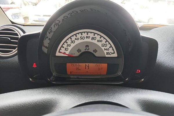 smart fortwo 2012, 79300 км, за 5783 USD - фото 11